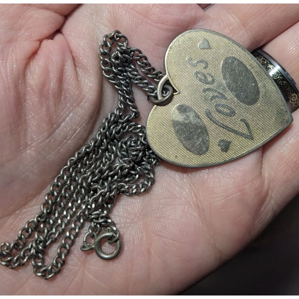 Vintage Engravable Heart Shaped Loves Gold Tone Pendant Necklace - Picture 10 of 12
